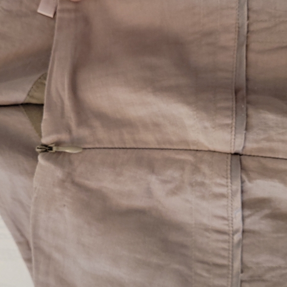 Tan embroidered skirt - Picture 3 of 3